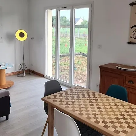 Le Ponton De Holiday home *
