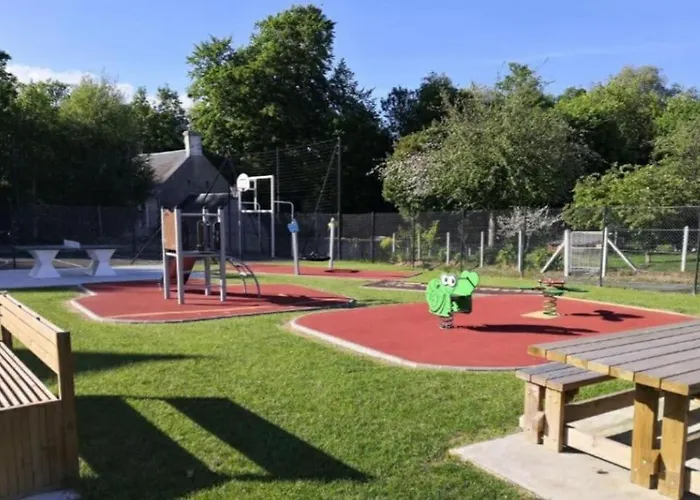 Le Ponton De Holiday home