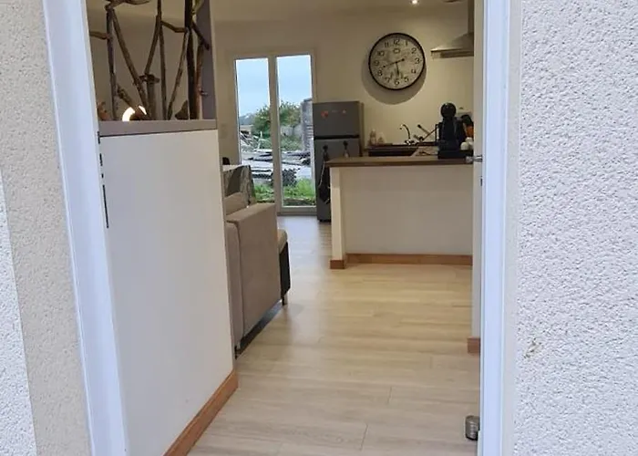 Le Ponton De Holiday home *